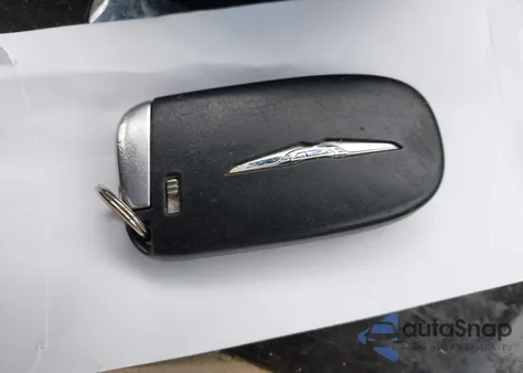 2013 Chrysler 300 Motown z USA, uszkodzony, nr VIN 2C3CCAAG8DH615293